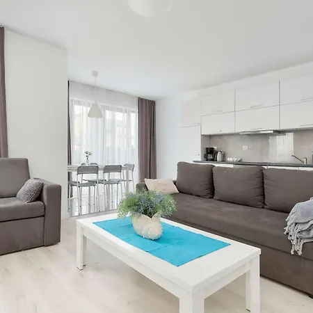 Klimatyzowane Z Parkingiem, Tarasem Lub Balkonem By Renters * Łeba