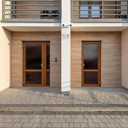 Apartmán Klimatyzowane Z Parkingiem, Tarasem Lub Balkonem By Renters